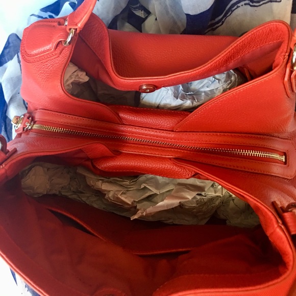 Coach Handbag and Wristlet. - Picture 7 of 8